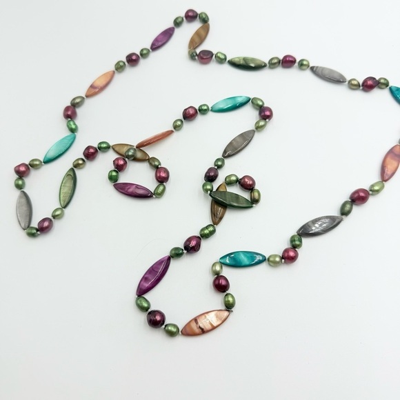 Sally C Treasures SX 925 Dyed Multicoloured Pearls & Mother of Pearl Necklace - Picture 7 of 10